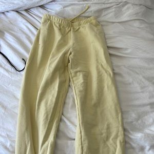 Aritzia TNA cozy fleece sweatpants
